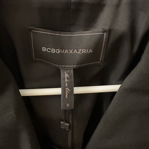 NWT BCBGMaxazria split sleeve Blazer - Picture 3 of 4